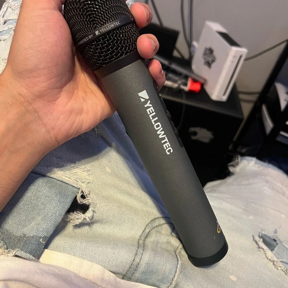 Wireless Gray Microphone
